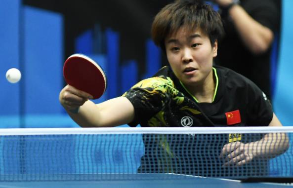 场比赛中亦 场比赛中亦